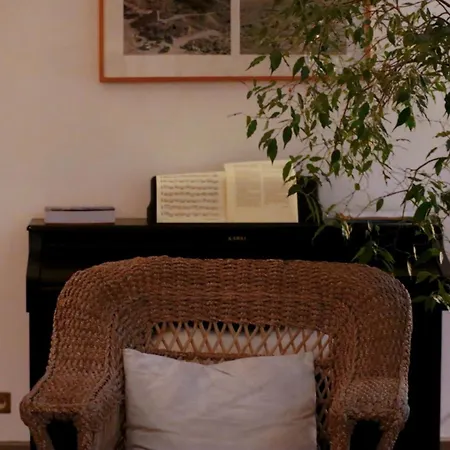 Comme Dans Maison Au Milieu Du 5ème Parigi