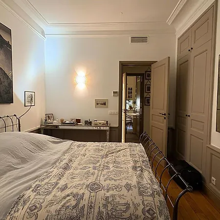 Comme Dans Maison Au Milieu Du 5ème Parigi